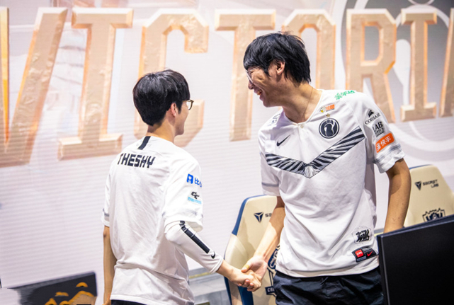 TL强势Vitality，Doinb惊艳世界