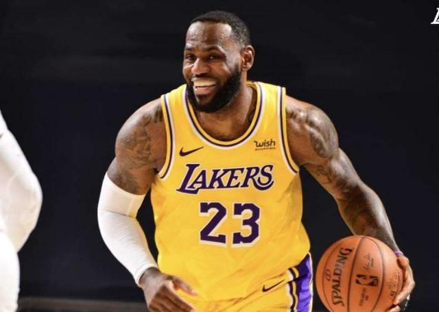 辽宁队鏖战勇士，浓眉哥状态火热