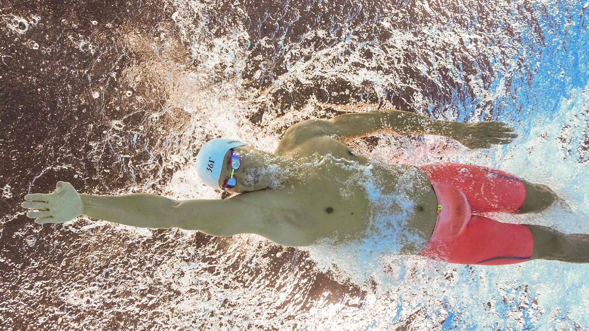 钢铁洪流对决加勒比壁垒,马赛战术体系如何将牙买加逼至绝境