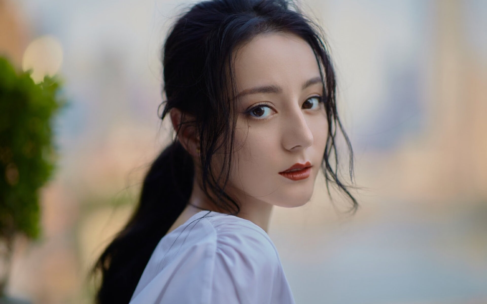 灰熊雷暴夜溃于一人，浓眉三节统治提前宣告生死战终结