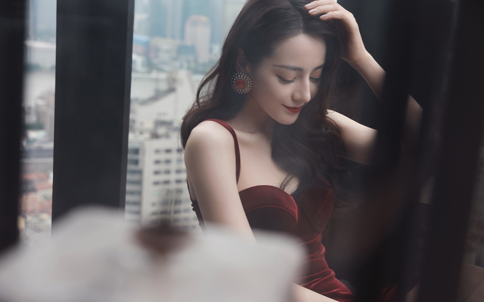 绿茵孤峰，当威尔士山鹰凝视拉齐奥蓝鹰，弗拉霍维奇点亮命运的十字路口