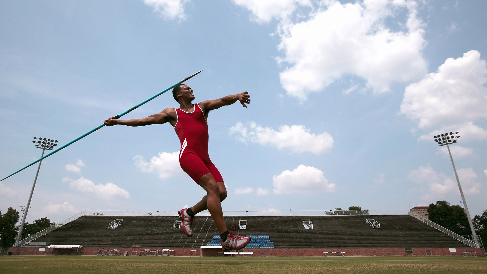 红龙之心，无名小卒阿克如何用一脚改写威尔士百年等待